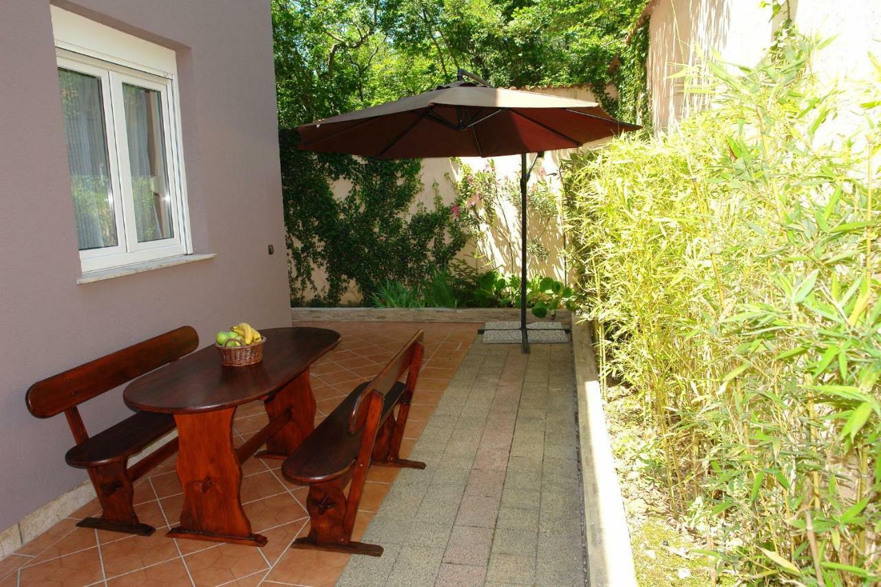 דראמליי Apartments Alin מראה חיצוני תמונה