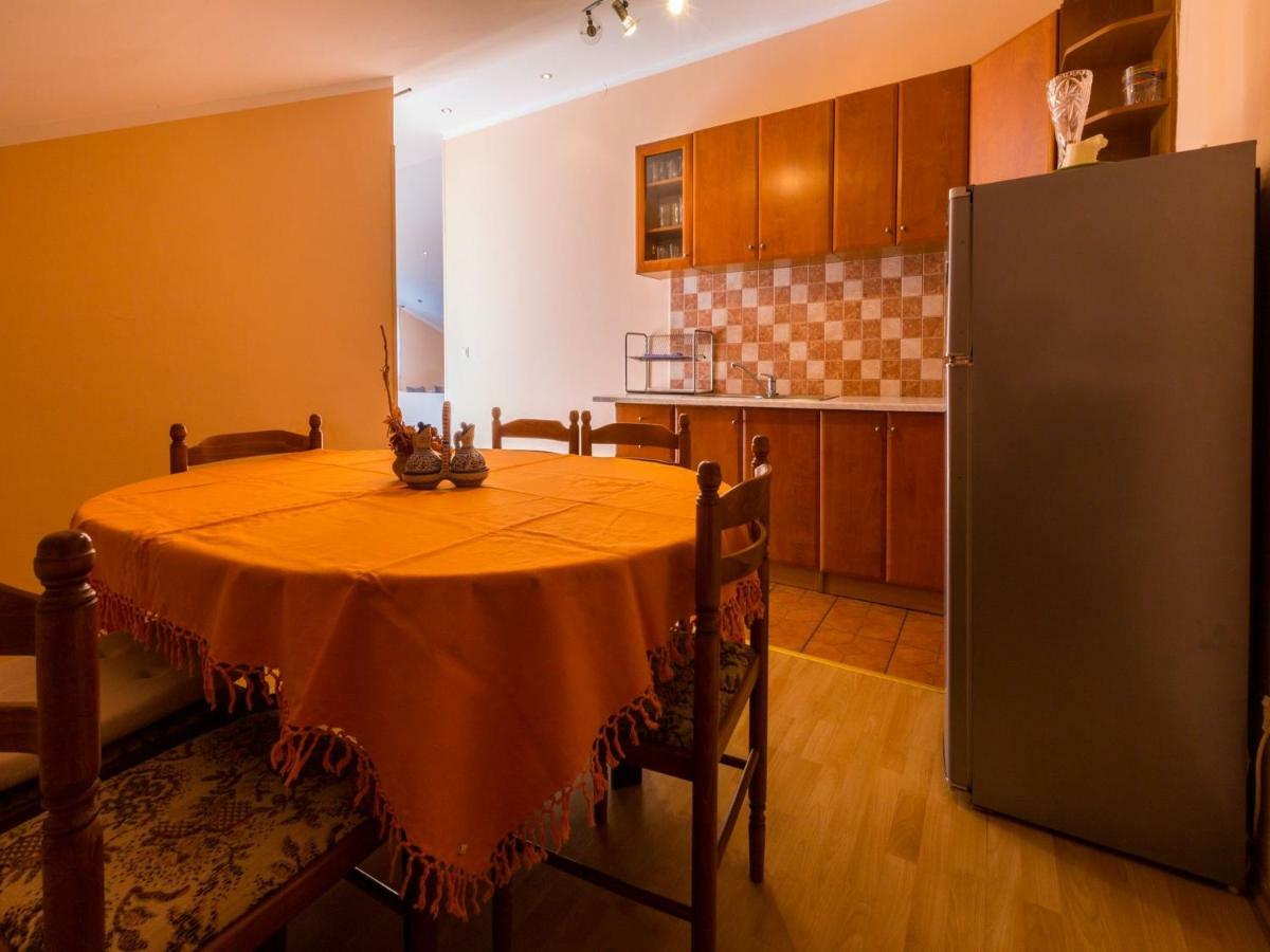 דראמליי Apartments Alin מראה חיצוני תמונה