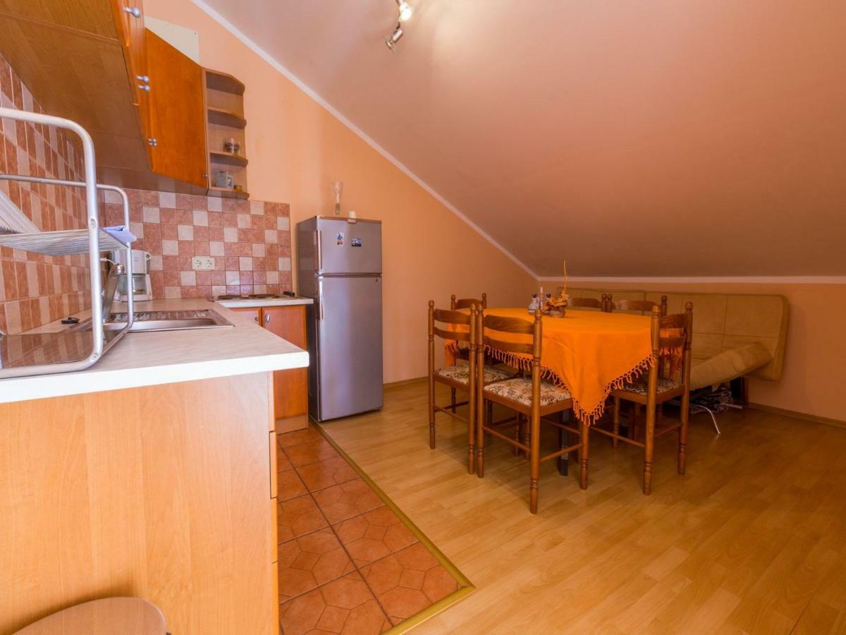 דראמליי Apartments Alin מראה חיצוני תמונה