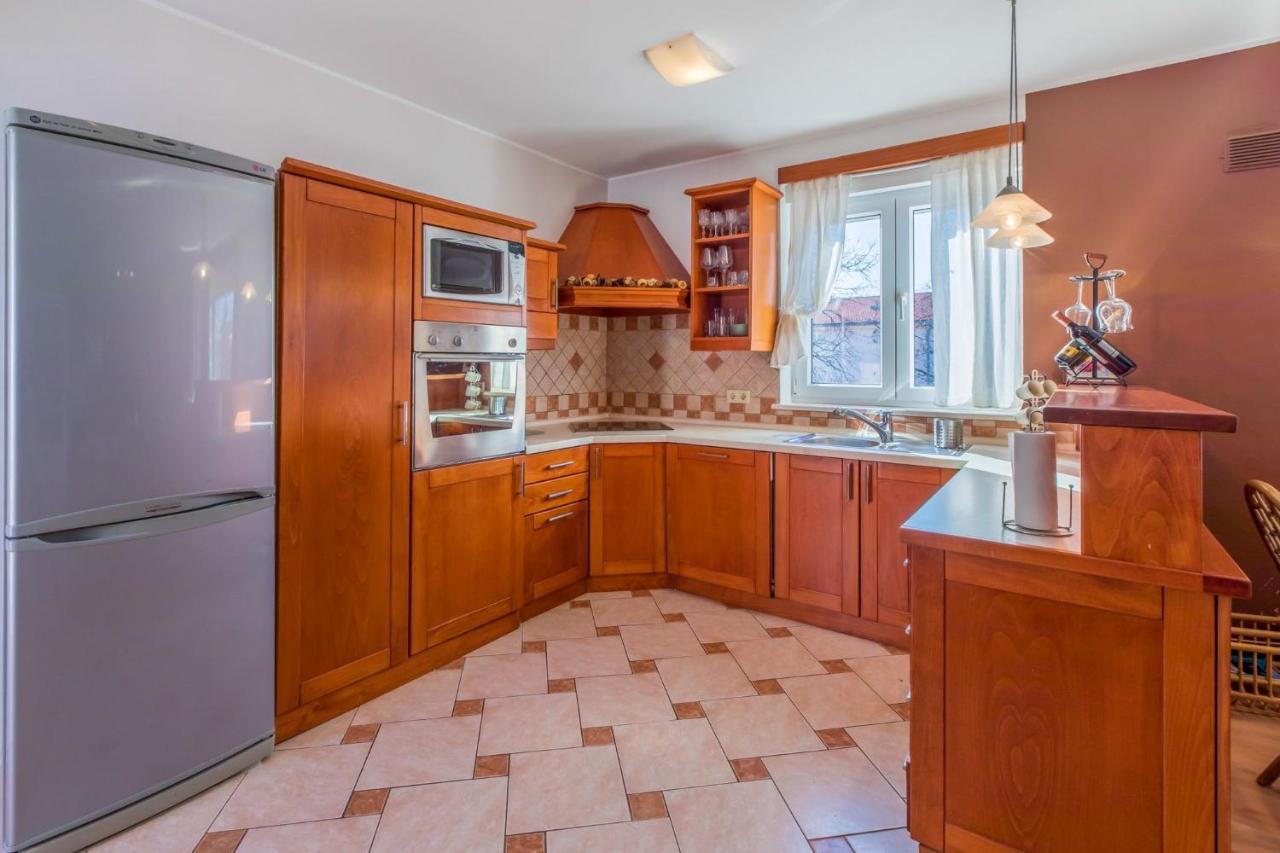 דראמליי Apartments Alin מראה חיצוני תמונה